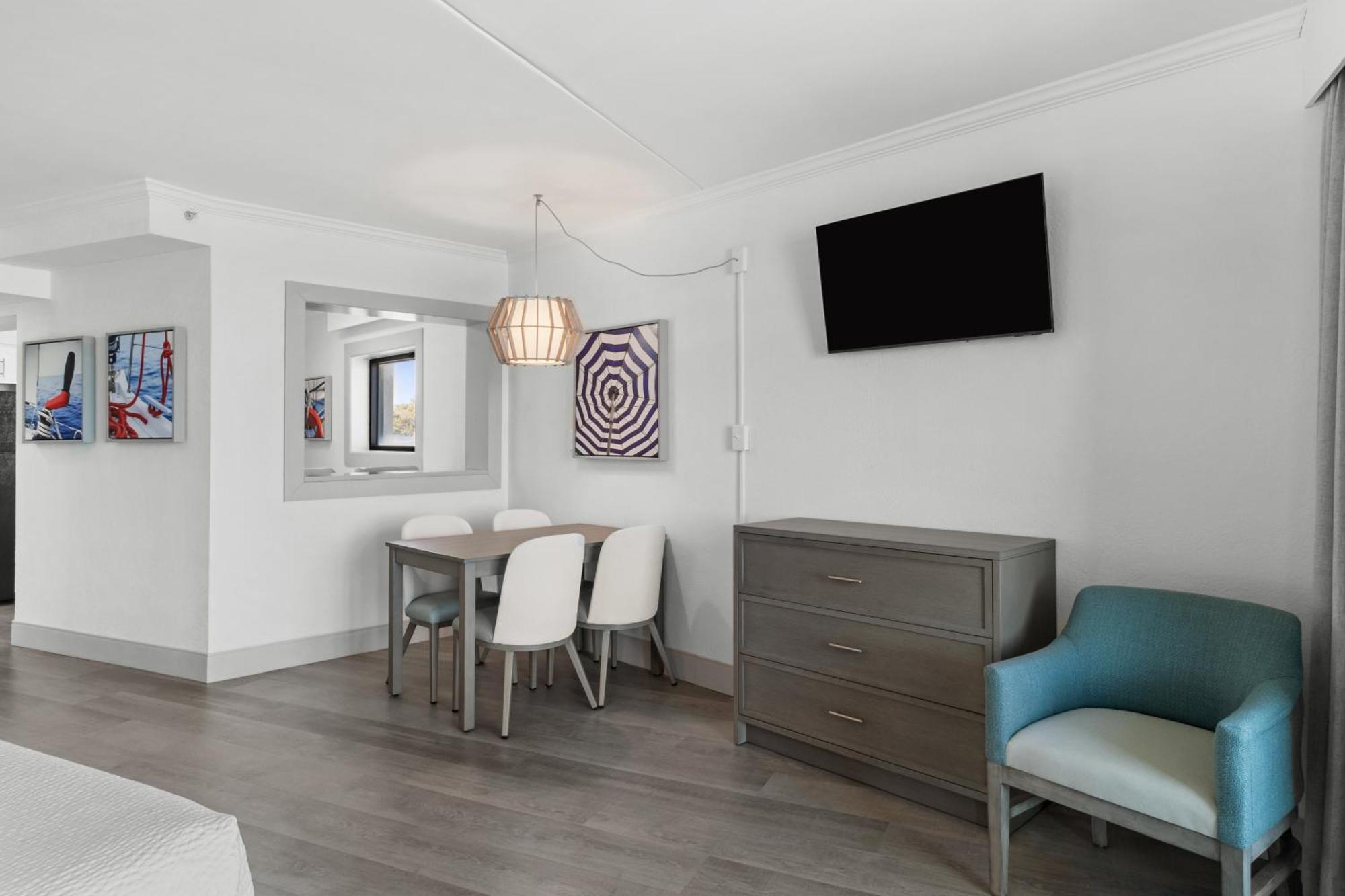 Отель Compass Cove Миртл-Бич Экстерьер фото