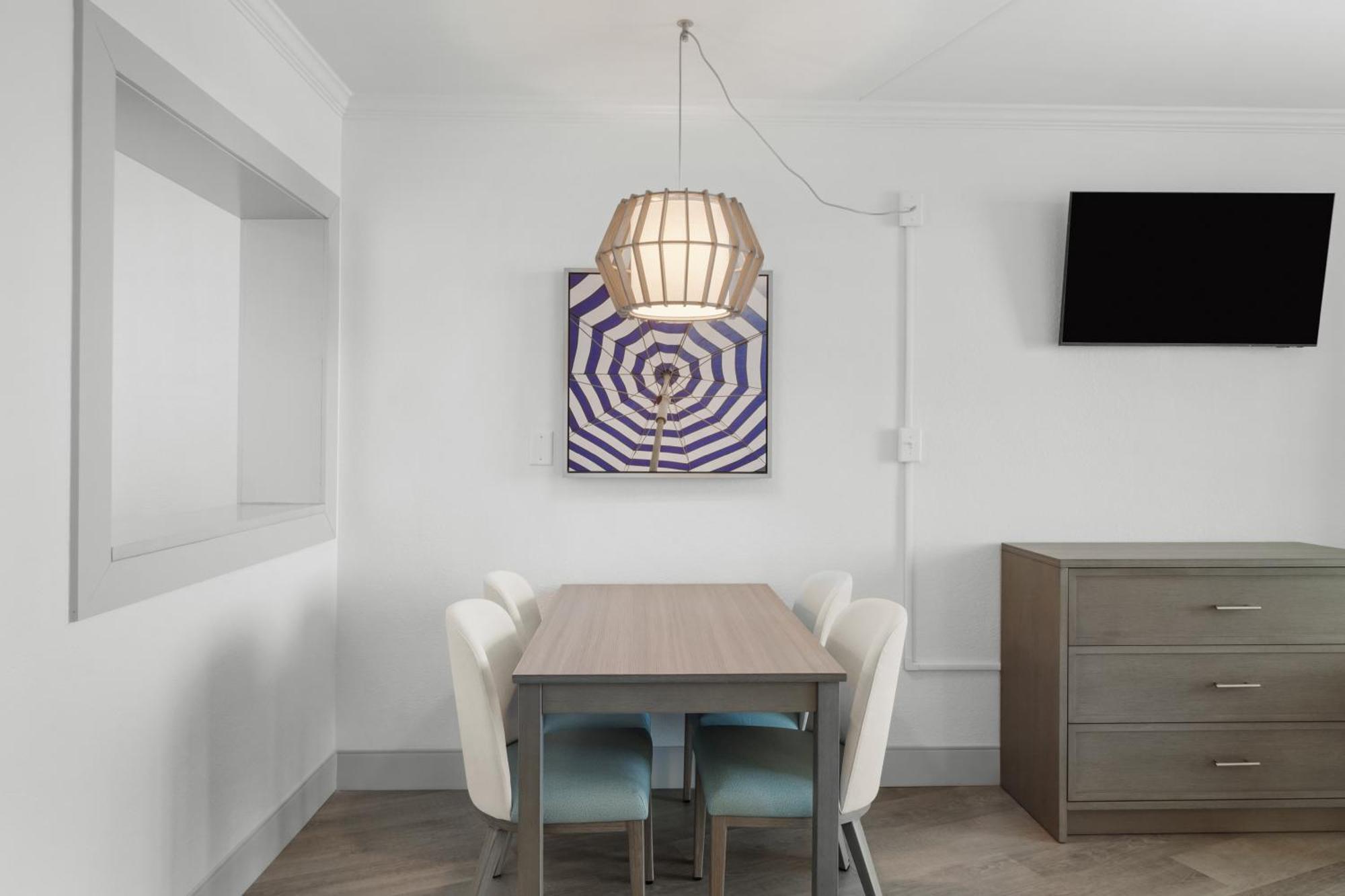 Отель Compass Cove Миртл-Бич Экстерьер фото