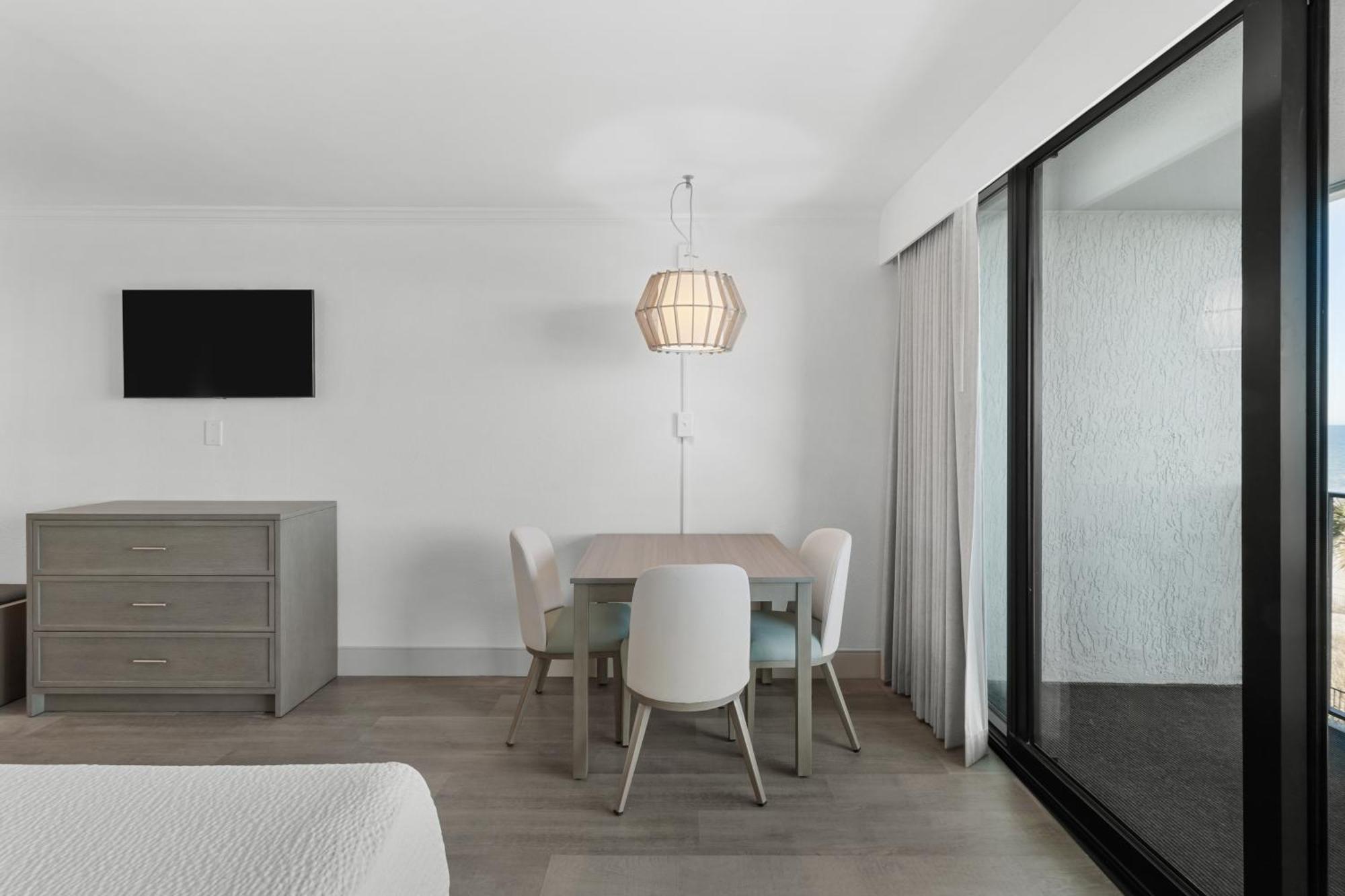 Отель Compass Cove Миртл-Бич Экстерьер фото